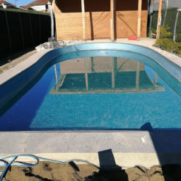 Assemblez votre piscine en un rien de temps avec un kit complet et facile à utiliser Hoenheim